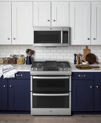 GE 6.7 Cu. Ft. Double-Oven Freestanding Gas Range - JCGSS86SPSS | Cuisinière amovible à gaz à four double GE de 6,7 pi³ – JCGSS86SPSS | JCGSS86S