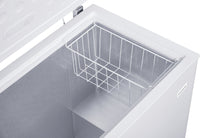 Frigidaire 8.7 Cu. Ft. Chest Freezer - FFCS0922AW | Congélateur coffre Frigidaire de 8,7 pi3 - FFCS0922AW | FFCS0922