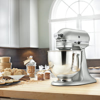 KitchenAid Artisan Series 5-Quart Tilt-Head Stand Mixer - KSM150PSCU | Batteur sur socle à tête inclinable KitchenAid de 5 pintes de la série Artisan - KSM150PSCU | KSM5PSCU