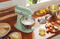 KitchenAid Artisan Series Tilt-Head Stand Mixer with Premium Accessory Pack - KSM195PSPT  | Batteur sur socle à tête inclinable KitchenAid de la série Artisan avec trousse d'accessoires de qualité supérieure - KSM195PSPT  | KSM9PSPT