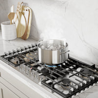 Bosch 800 Series 36" Gas Cooktop - NGM8658UC | Surface de cuisson à gaz Bosch de série 800 de 36 po - NGM8658UC | NGM865SS