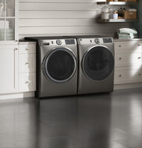 GE 5.5 Cu. Ft. Front-Load Washer and 7.8 Cu. Ft. Electric Dryer with Built-In Wi-Fi | Laveuse à chargement frontal de 5,5 pi³ et sécheuse électrique de 7,8 pi³ de GE avec Wi-Fi intégré | GEFL650N