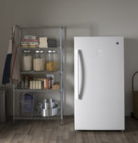 GE 17.3 Cu. Ft. Upright Freezer - FUF17SMRWW | Congélateur vertical GE de 17,3 pi3 - FUF17SMRWW | FUF17SMW
