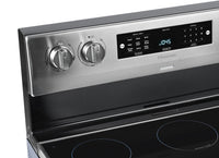 Hisense 5.8 Cu. Ft. Freestanding Electric Range with Air Fry - HBE3501CPS | Cuisinière électrique amovible Hisense de 5,8 pi3 avec friture à air chaud - HBE3501CPS | HBE351CS