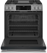 GE Profile 5.6 Cu. Ft. Front-Control Freestanding Gas Range - PCGS930YPFS | Cuisinière à gaz amovible GE ProfileMC de 5,6 pi3 avec commandes à l’avant - PCGS930YPFS | PCGS93FS