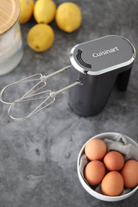 Cuisinart EvolutionX™ Cordless Rechargeable 5-Speed Hand Mixer - RHM-100C | Batteur à main rechargeable sans fil EvolutionXMC de Cuisinart à 5 vitesses - RHM-100C | RHM100SC