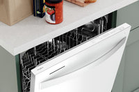 Whirlpool Large Capacity Dishwasher with Deep Top Rack - WDT740SALW | Lave-vaisselle Whirlpool à grande capacité avec panier supérieur profond - WDT740SALW | WDT740SW