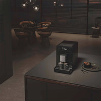 Miele CM 5310 Silence Espresso Machine | Machine à espresso Silence CM 5310 de Miele